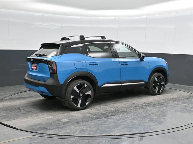 2026 Nissan Kicks SR photo 2