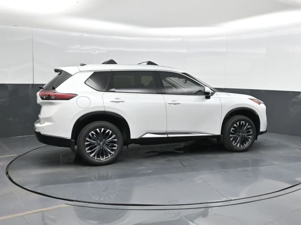 New 2026 Nissan Rogue Platinum SUV