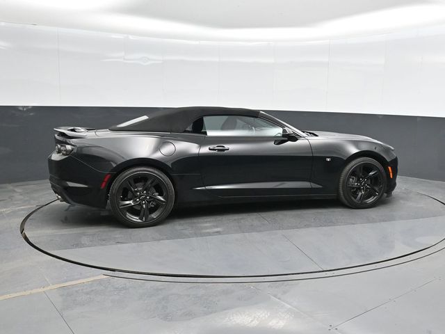 2024 Chevrolet Camaro 1LT photo 3
