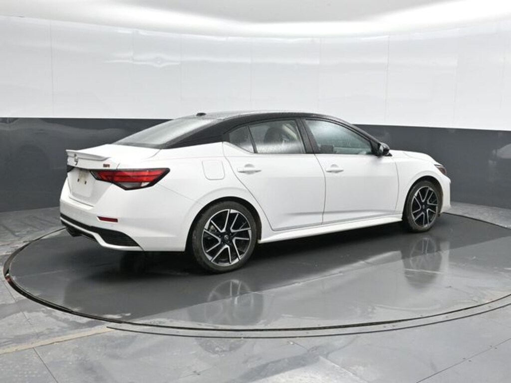Used 2024 Nissan Sentra SR Sedan