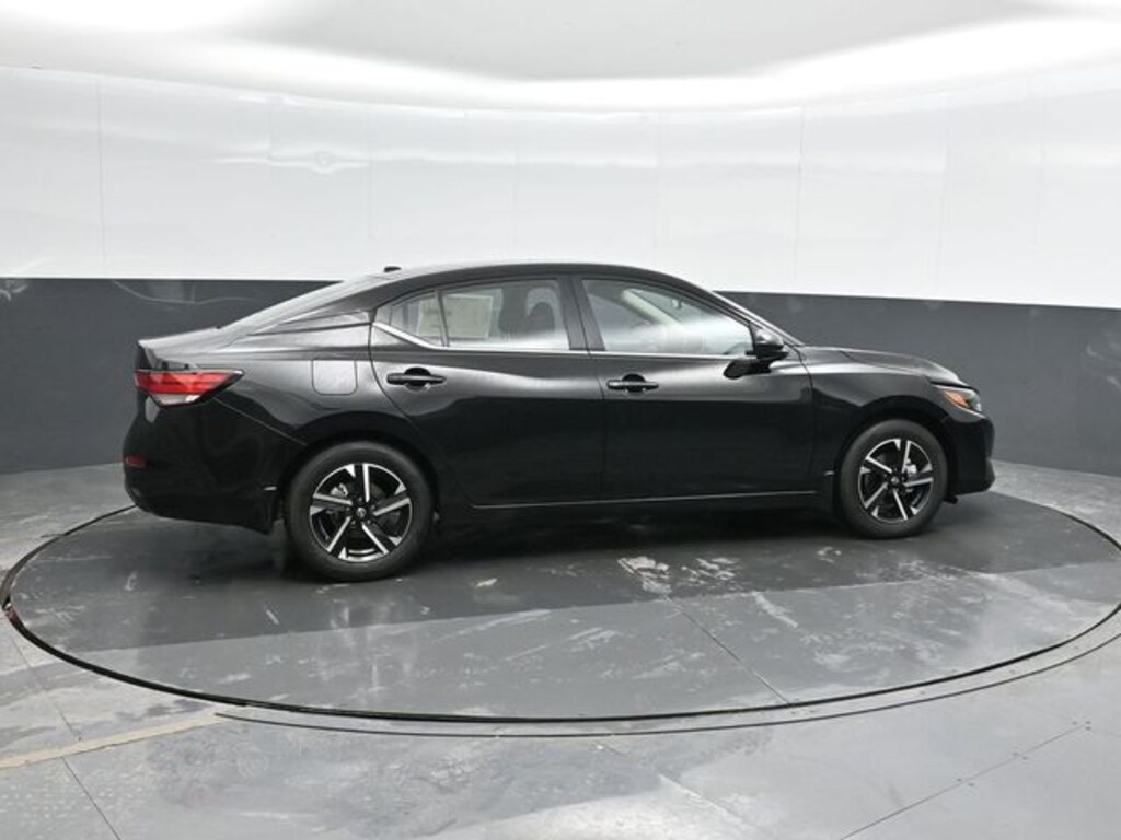 New 2025 Nissan Sentra SV Sedan