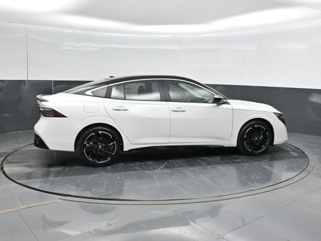 New 2026 Nissan Sentra SR Sedan