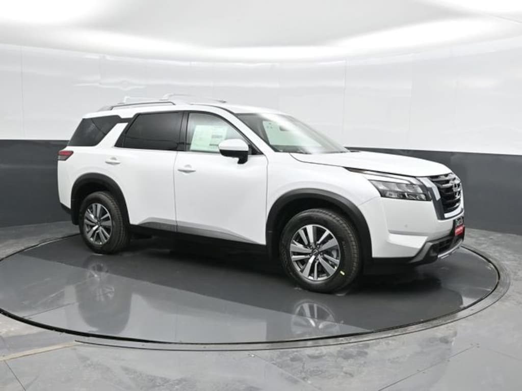 New 2025 Nissan Pathfinder SL SUV