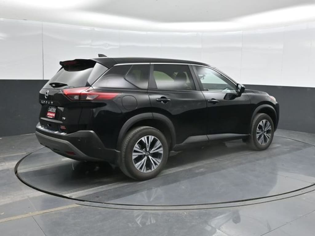 Used 2023 Nissan Rogue SV SUV