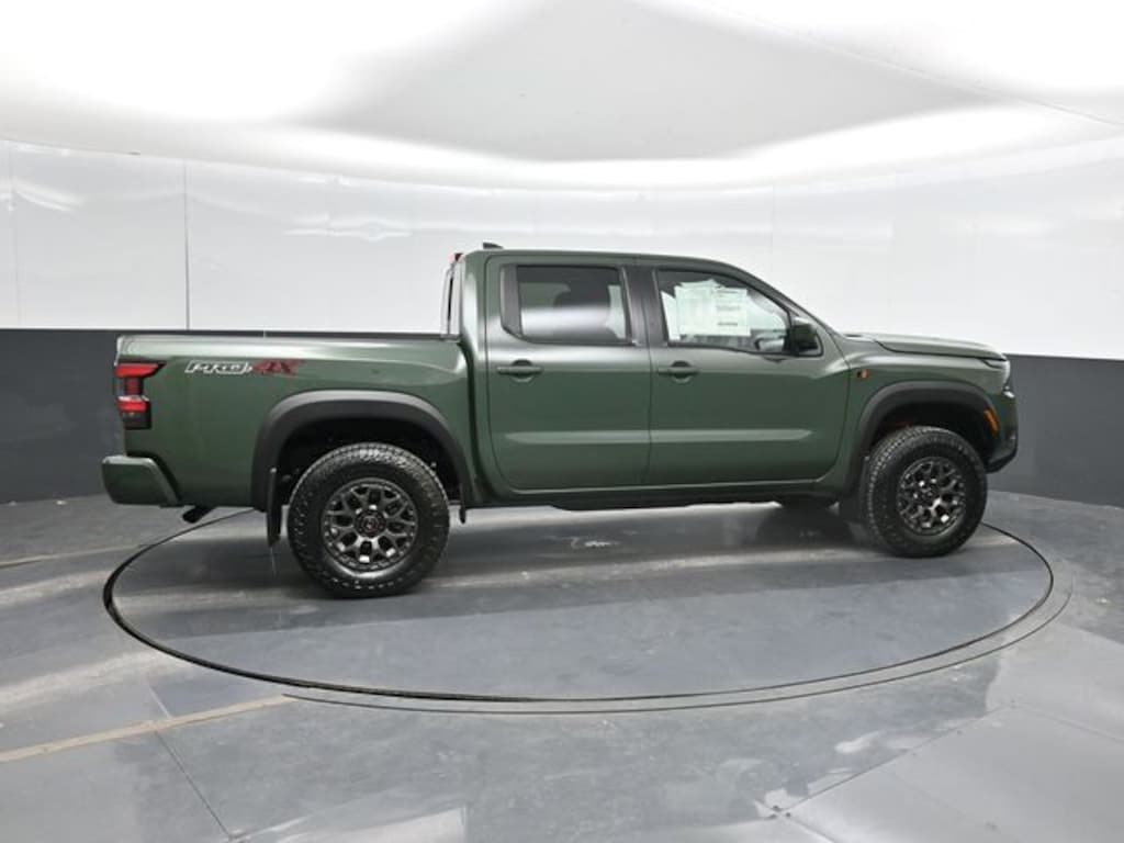 New 2026 Nissan Frontier PRO-4X w/R Package Truck Crew Cab