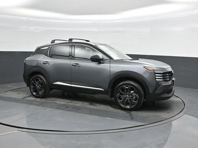 2026 Nissan Kicks SR photo 3