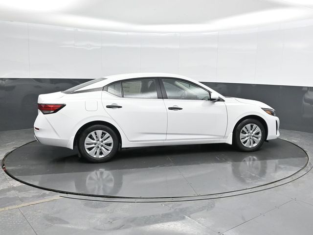 2025 Nissan Sentra S photo 3