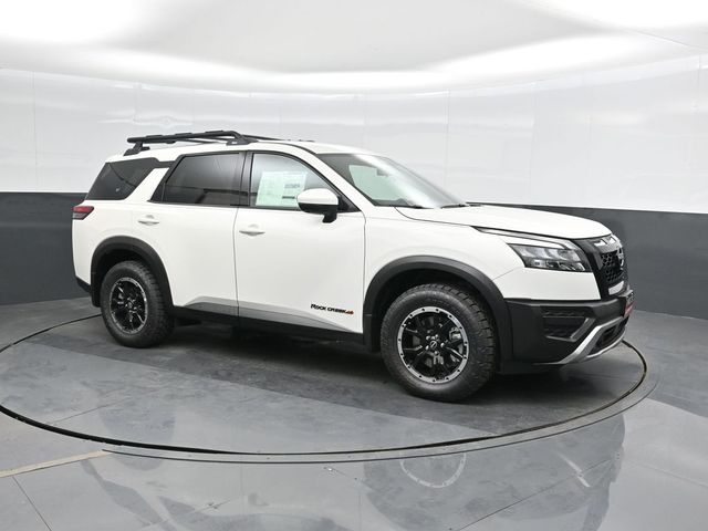 2025 Nissan Pathfinder Rock Creek photo 4