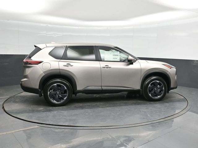 2026 Nissan Rogue SV photo 2