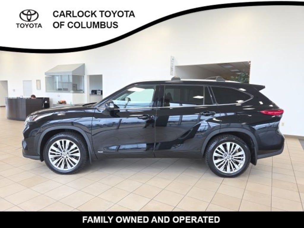 Used 2023 Toyota Highlander Hybrid Platinum SUV