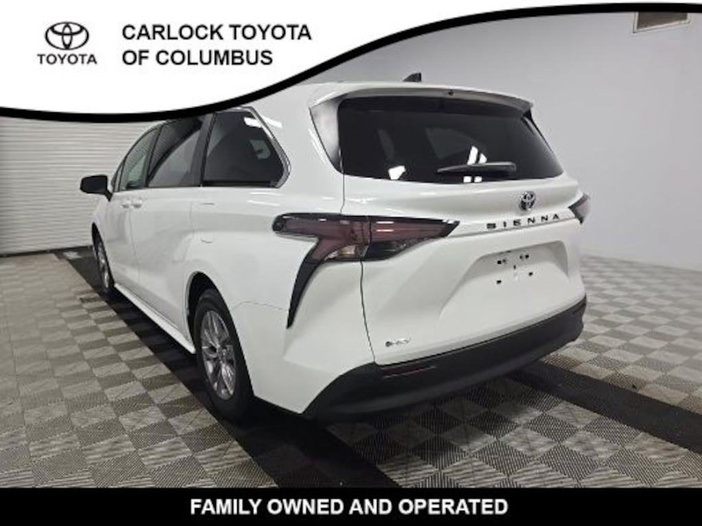 Used 2026 Toyota Sienna LE 8 Passenger Van Passenger Van