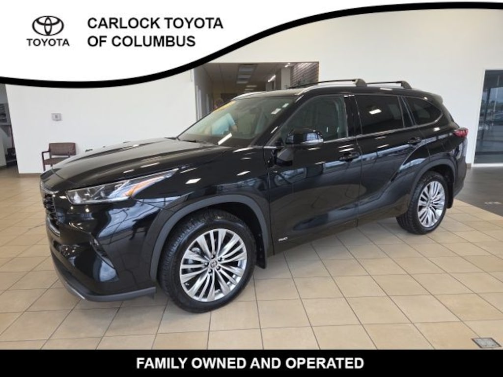 Used 2023 Toyota Highlander Hybrid Platinum SUV