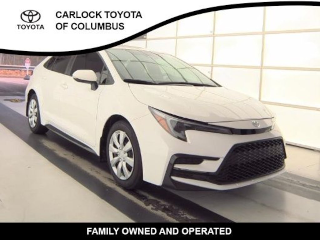 Used 2024 Toyota Corolla SE Sedan