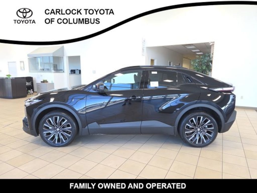 New 2026 Toyota C-HR XSE SUV