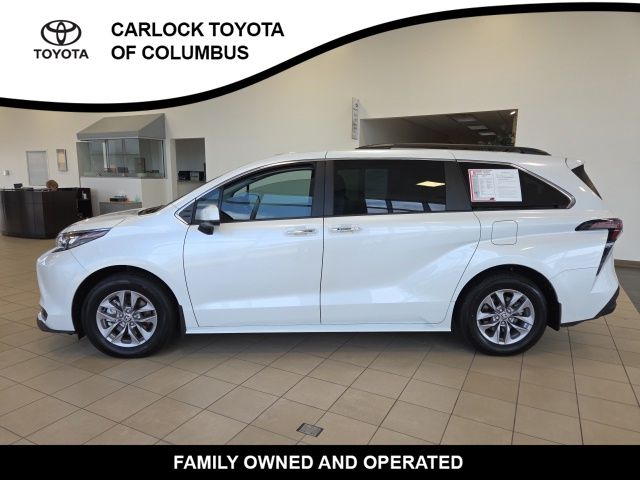 2026 Toyota Sienna XLE