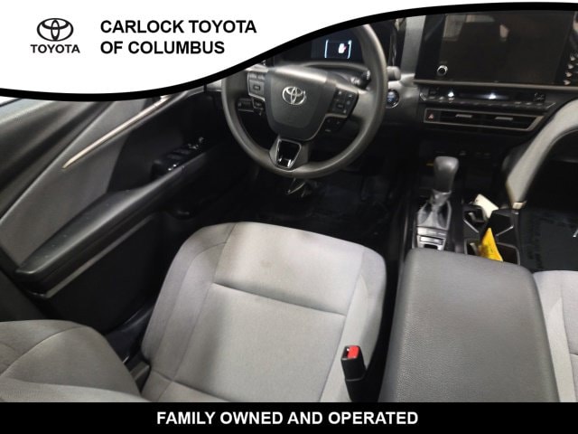 2025 Toyota Camry LE - Photo 18