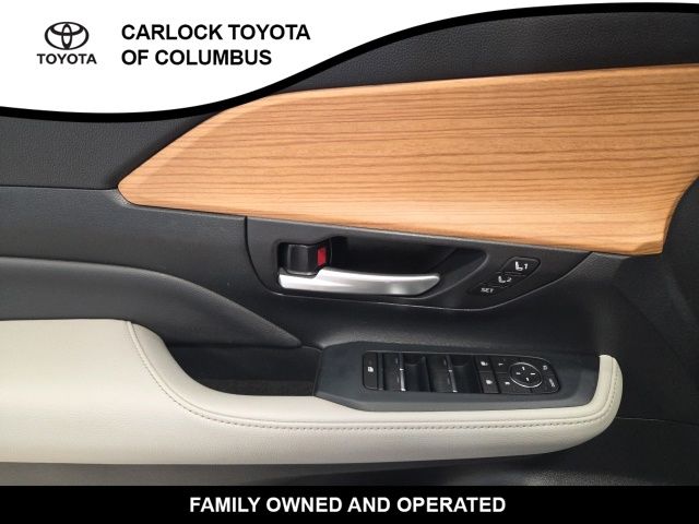 2024 Toyota Grand Highlander XLE - Photo 12