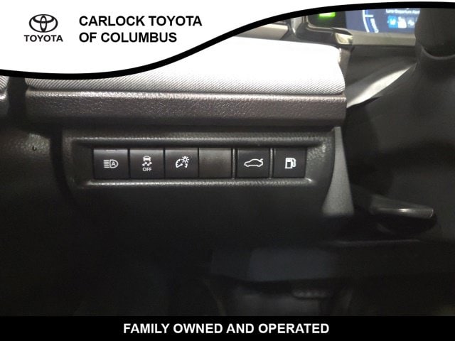 2025 Toyota Camry LE - Photo 25