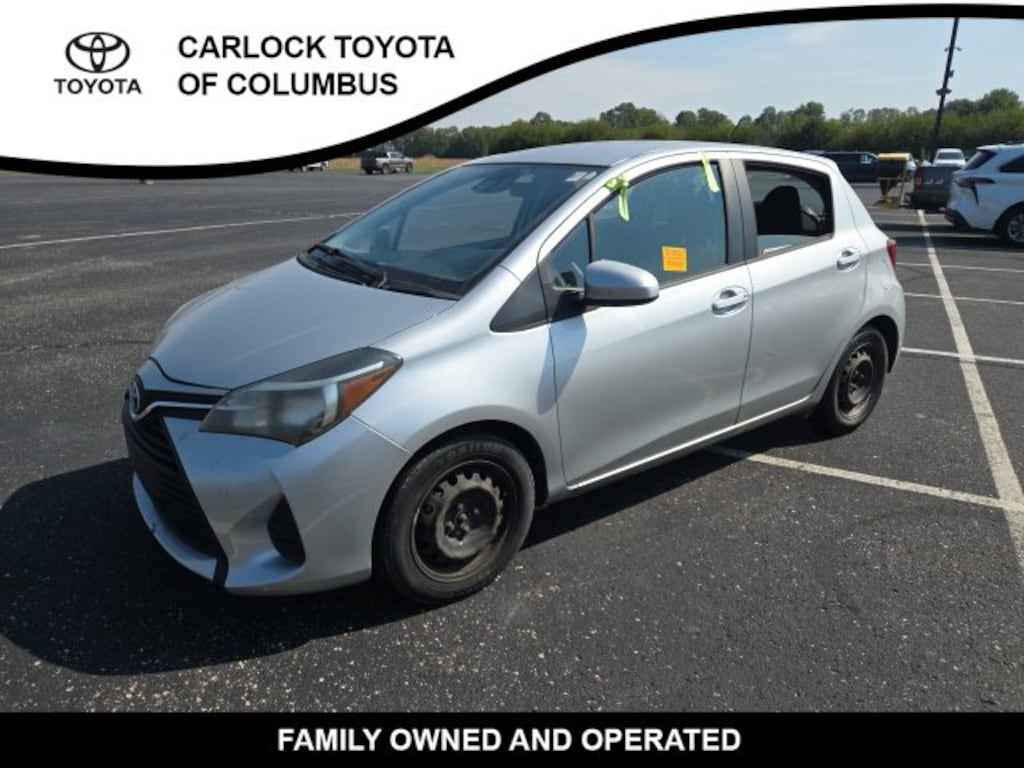 Used 2017 Toyota Yaris 5-Door L Hatchback