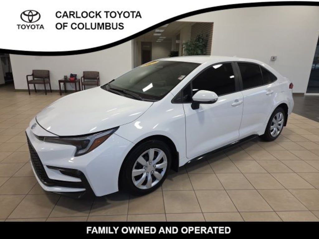 Used 2024 Toyota Corolla SE Sedan