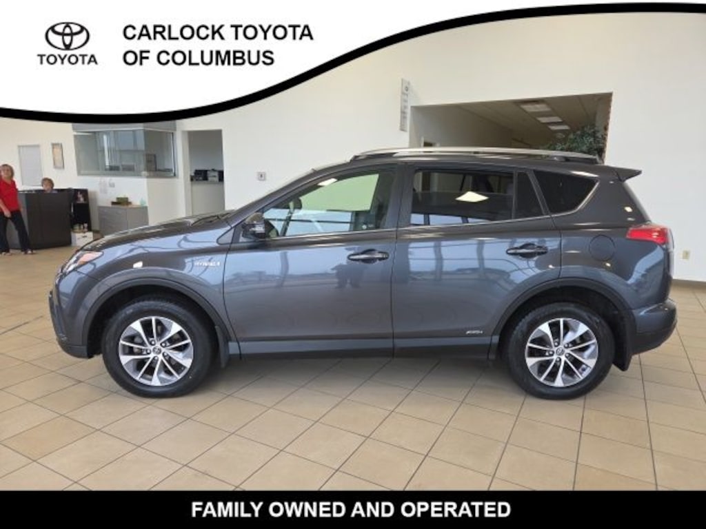 Used 2017 Toyota RAV4 Hybrid XLE SUV
