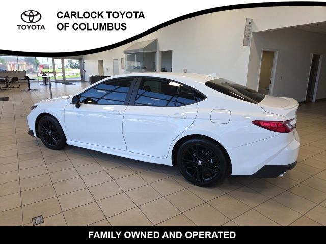2026 Toyota Camry SE - Photo 10