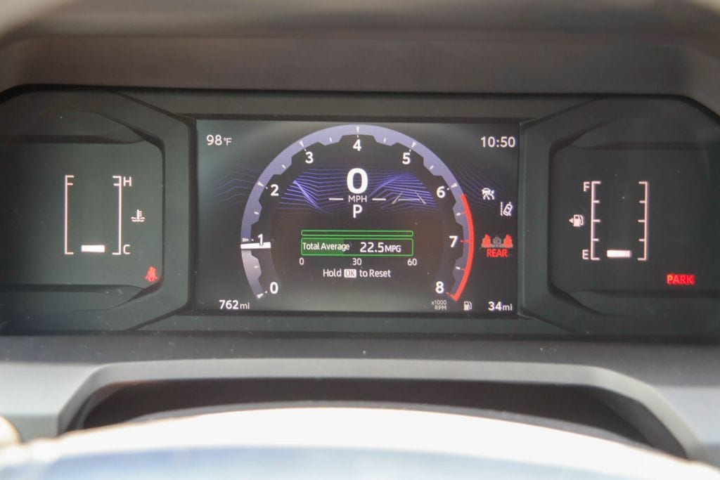 2026 Toyota Tacoma SR5 - Photo 9