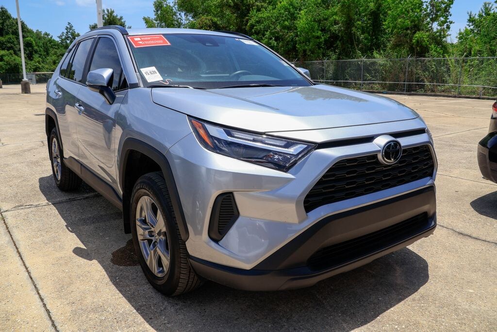 Used 2025 Toyota RAV4 XLE SUV