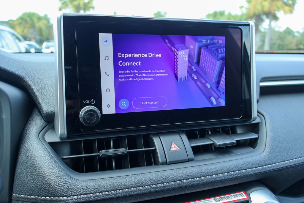 2025 Toyota RAV4 Hybrid XLE photo 3