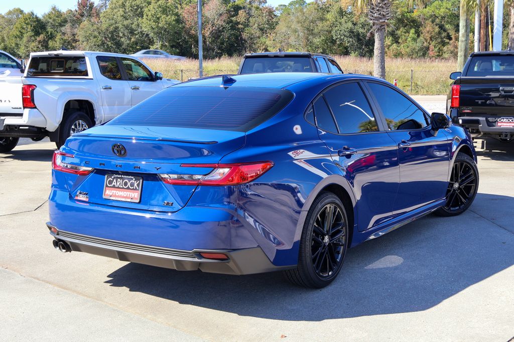 2025 Toyota Camry SE photo 2