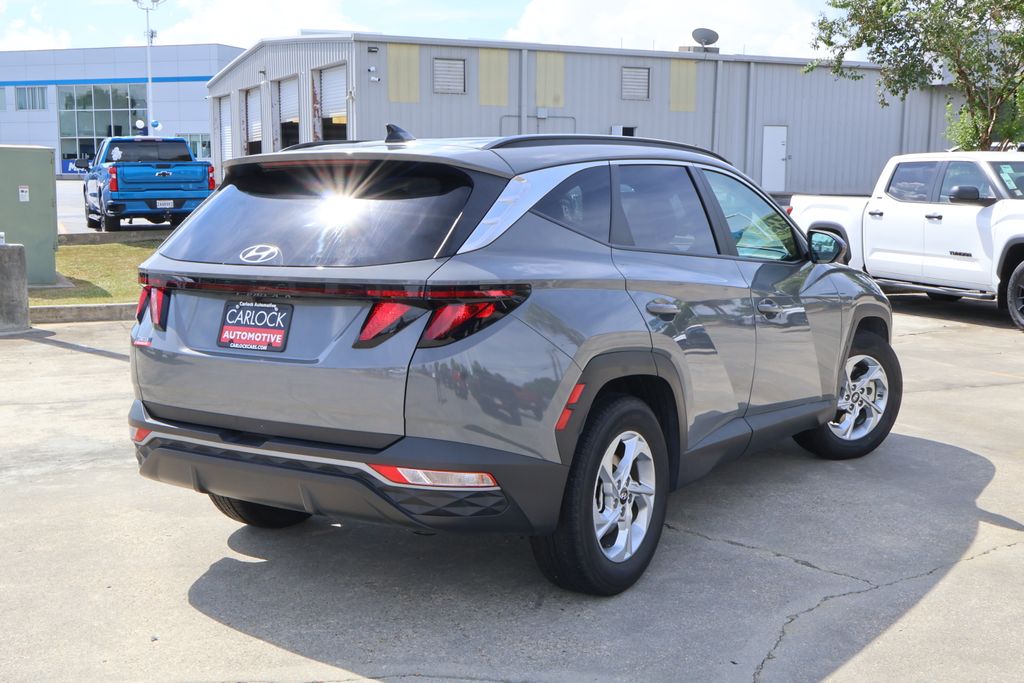 2024 Hyundai Tucson SEL photo 2