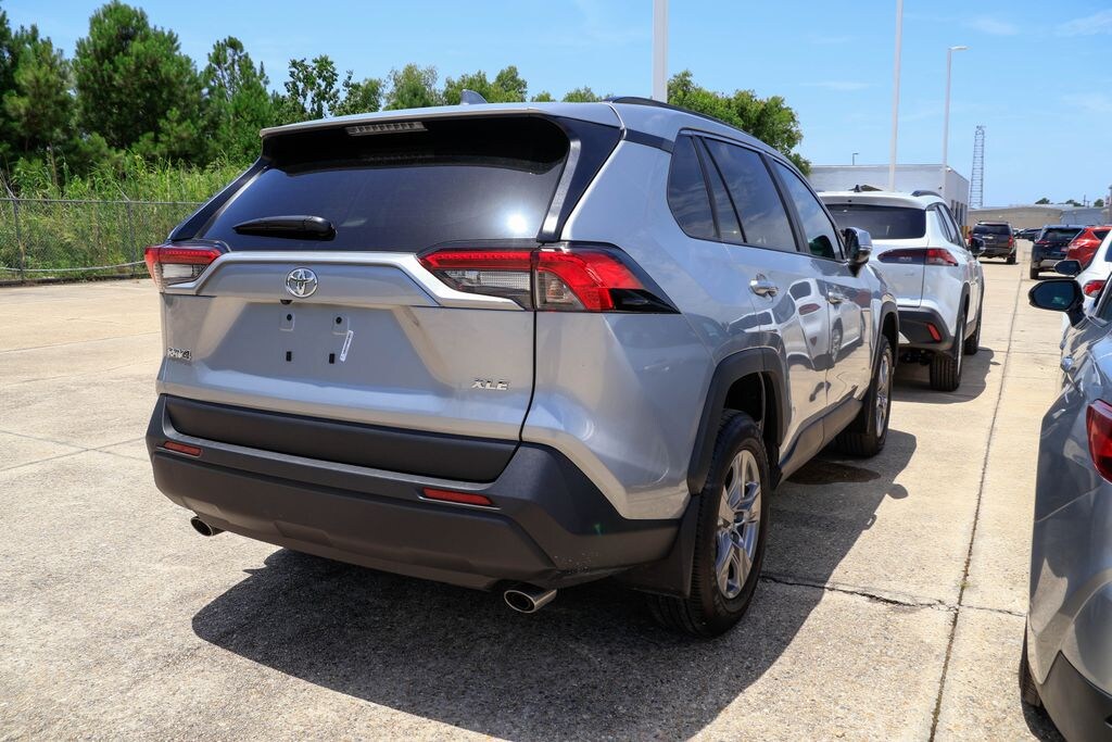 Used 2025 Toyota RAV4 XLE SUV