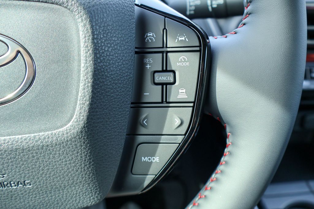 2026 Toyota Prius Plug-in Hybrid XSE - Photo 11