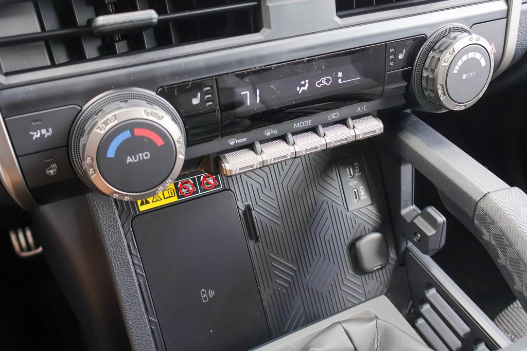2026 Toyota 4Runner TRD Sport - Photo 14