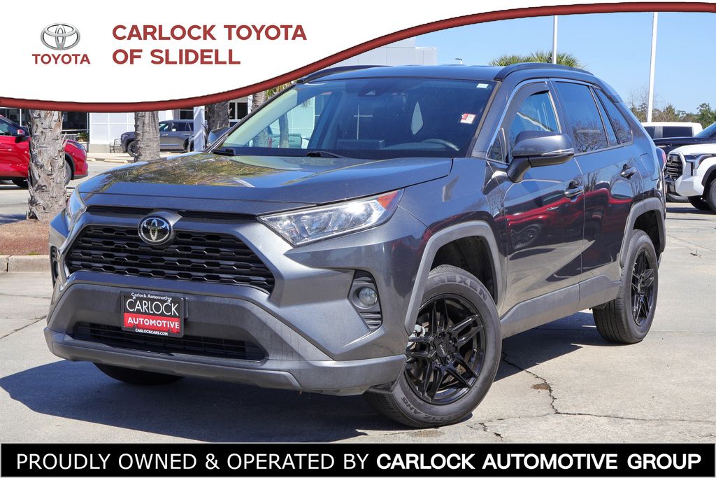 2020 Toyota RAV4 XLE