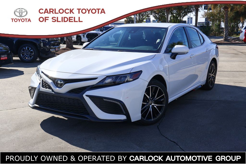 2023 Toyota Camry Sedan 