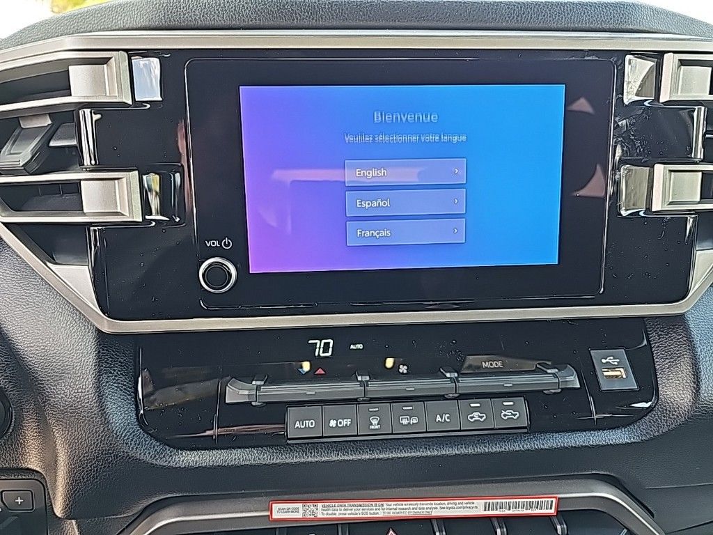 2025 Toyota Tundra SR5 - Photo 17