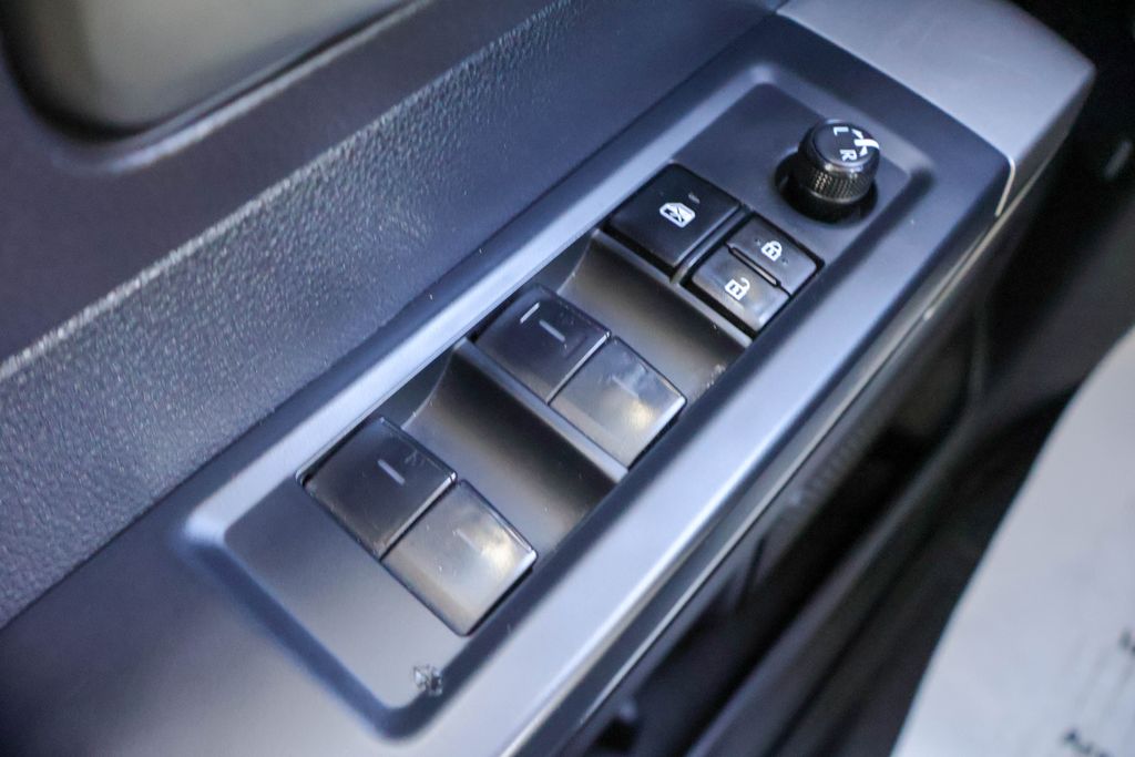 2023 Toyota Tundra SR5 - Photo 18