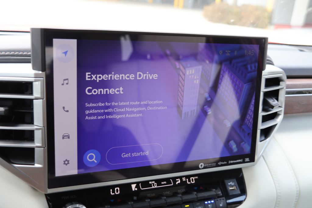 2024 Toyota Sequoia Capstone photo 3