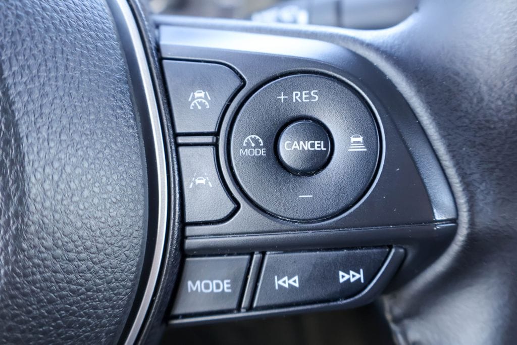 2023 Toyota Corolla SE - Photo 14