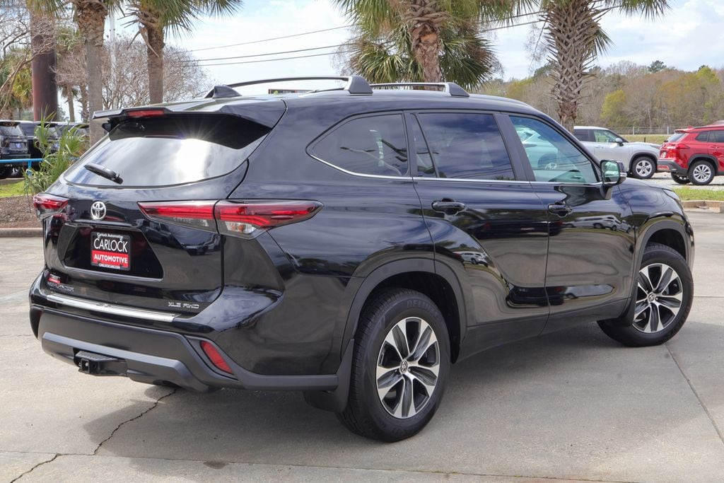 Used 2024 Toyota Highlander XLE SUV