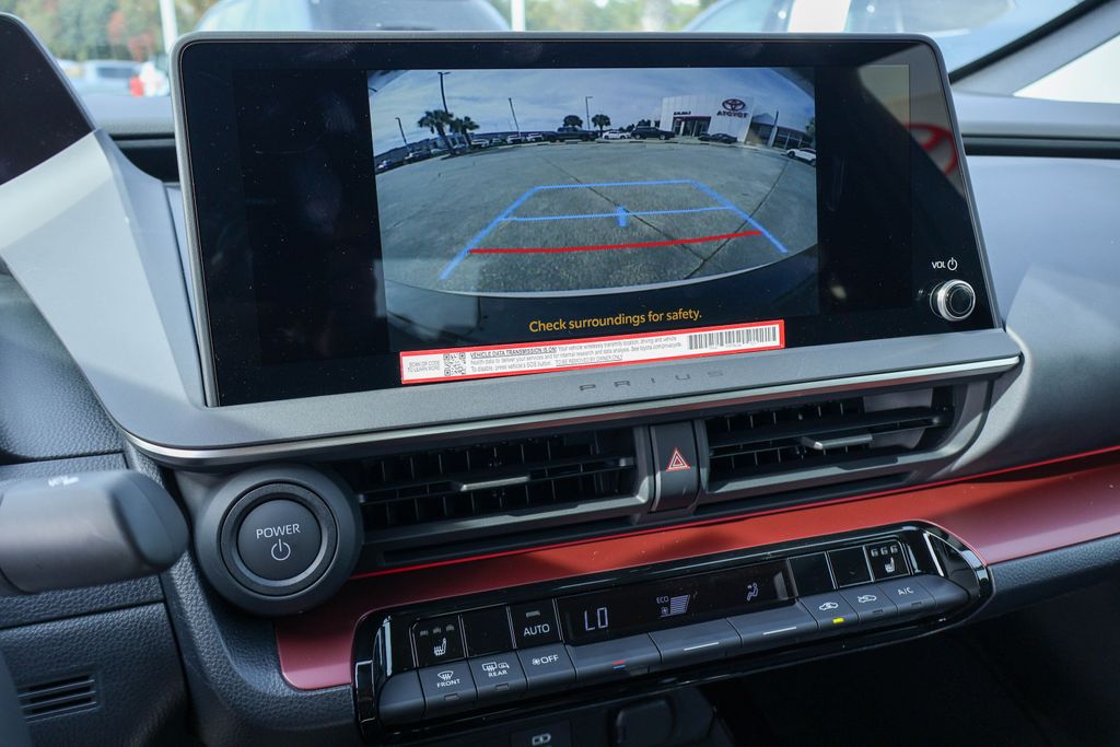 2026 Toyota Prius Plug-in Hybrid XSE photo 4