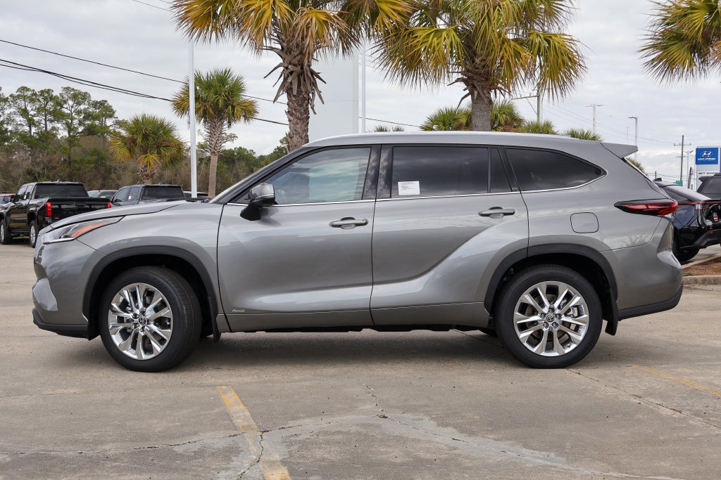 2026 Toyota Highlander Limited - Photo 20