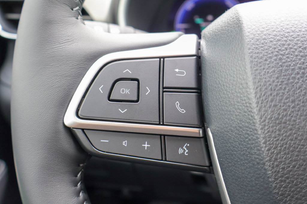 2026 Toyota Highlander Limited - Photo 14