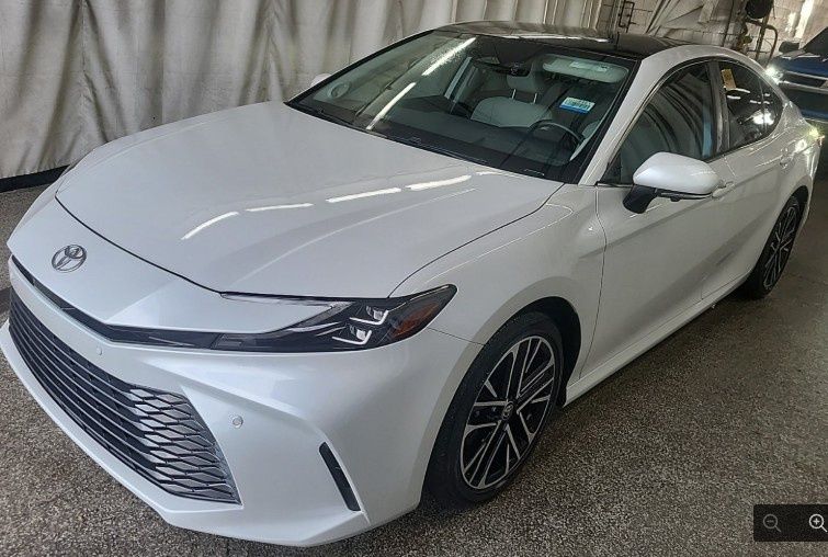 2025 Toyota Camry XLE