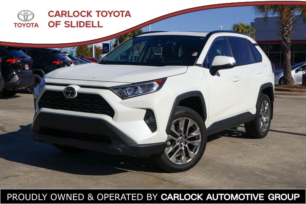 2021 Toyota RAV4 XLE Premium's photo