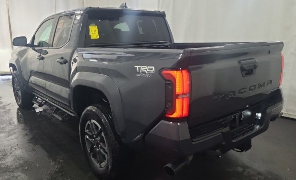 Used 2025 Toyota Tacoma SR5 Truck Double Cab