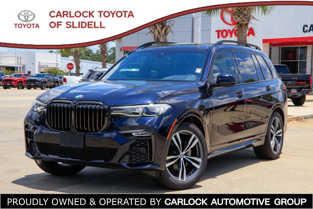 2021 BMW X7 xDrive40i's photo