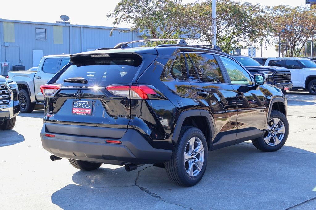 New 2025 Toyota RAV4 XLE XLE FWD SUV