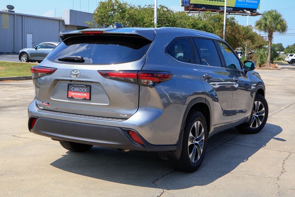 Used 2025 Toyota Highlander SUV
